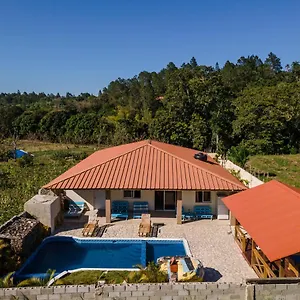Sunflower Village Girasoles Jarabacoa